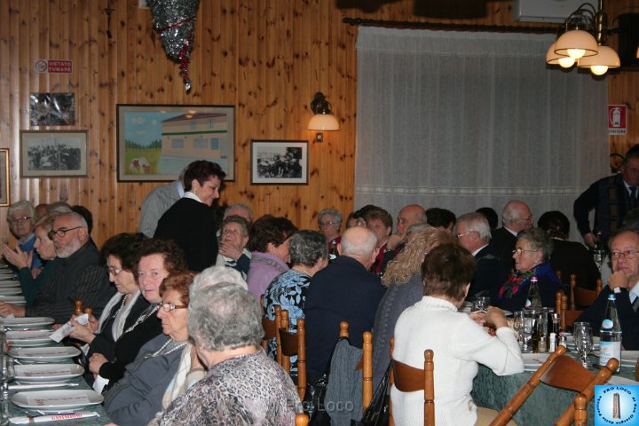 Pranzo Anziani 2011 (2).JPG